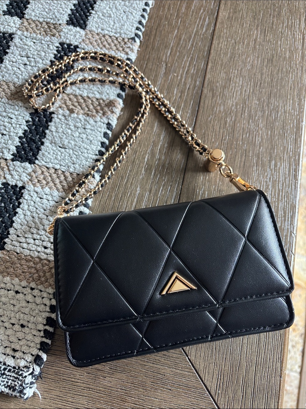 NWOT Aldo Black Quilted Crossbody with Removable Gold Chain